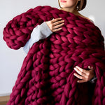 Woolora™ — Create Your Cozy Blanket in Just One Afternoon!