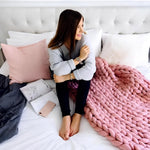 Woolora™ — Create Your Cozy Blanket in Just One Afternoon!